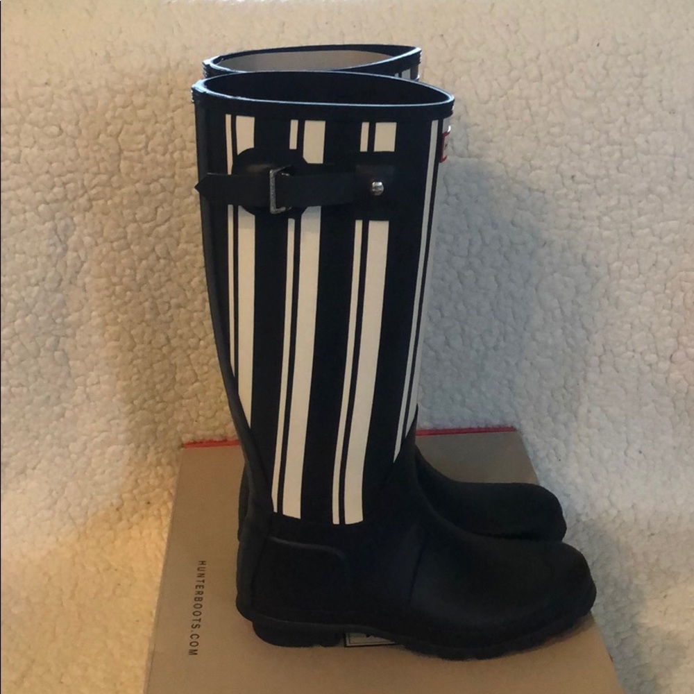 NEW Hunter Navy Stripe Original Tall Rain Boots ☔️